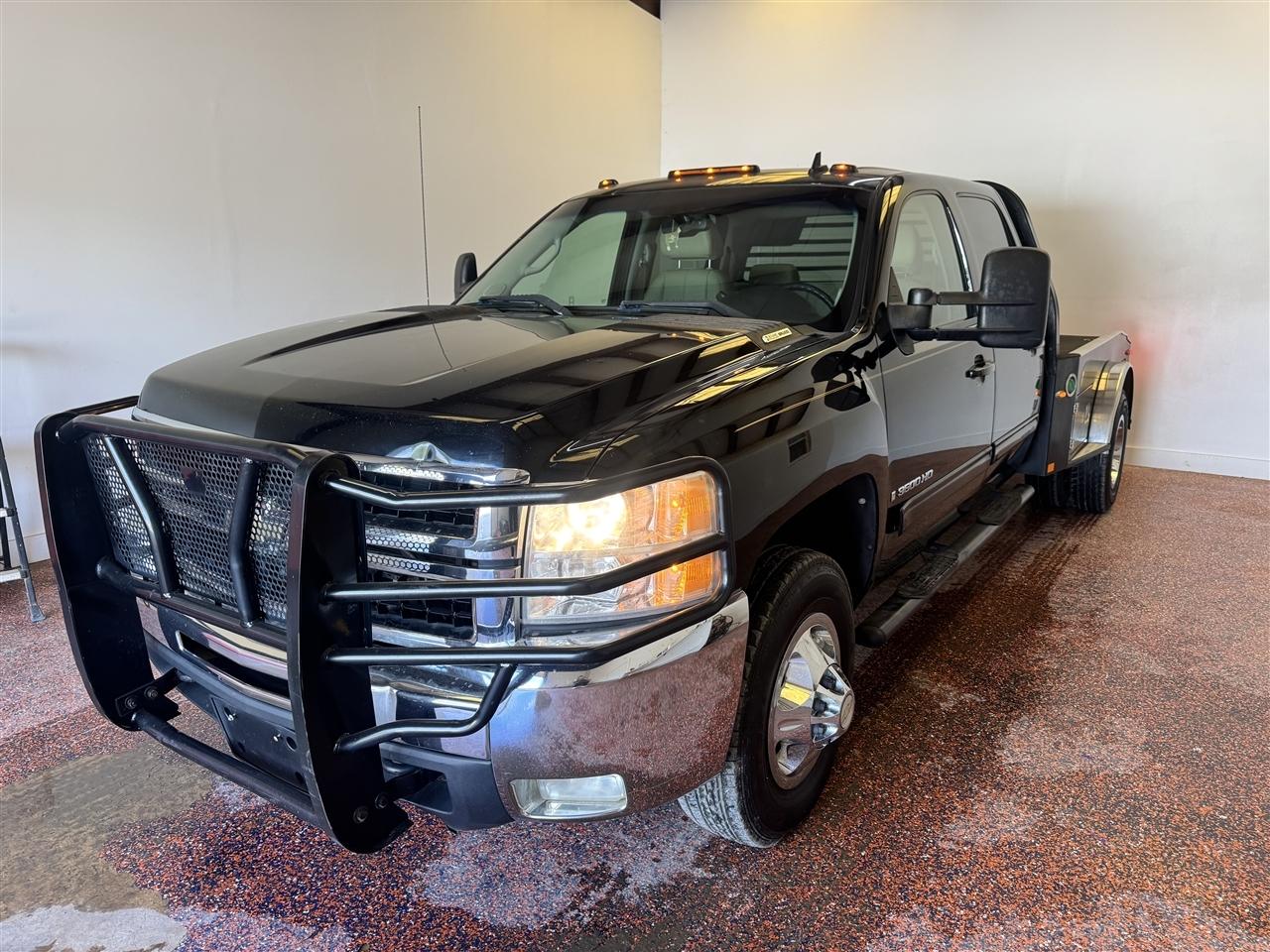 2009 Chevrolet Silverado 3500HD 4WD Crew Cab 167" DRW LTZ