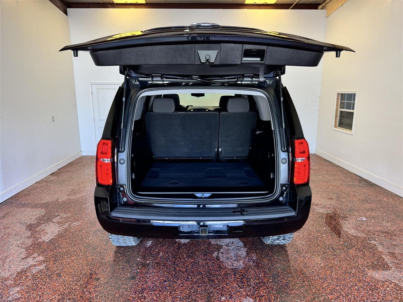 Chevrolet Tahoe 4WD 4dr LS 2020