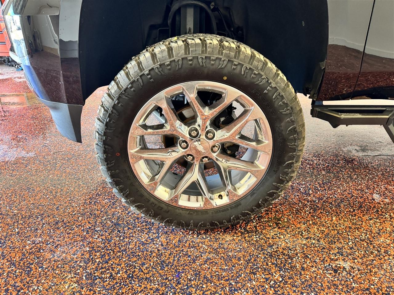 Chevrolet Tahoe 4WD 4dr LS 2020