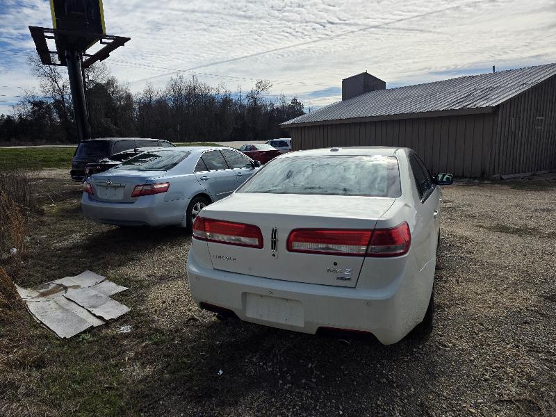 Lincoln MKZ  2012