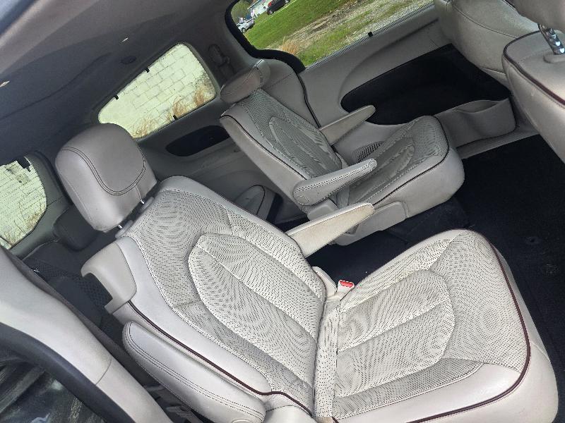 Chrysler Pacifica  2020