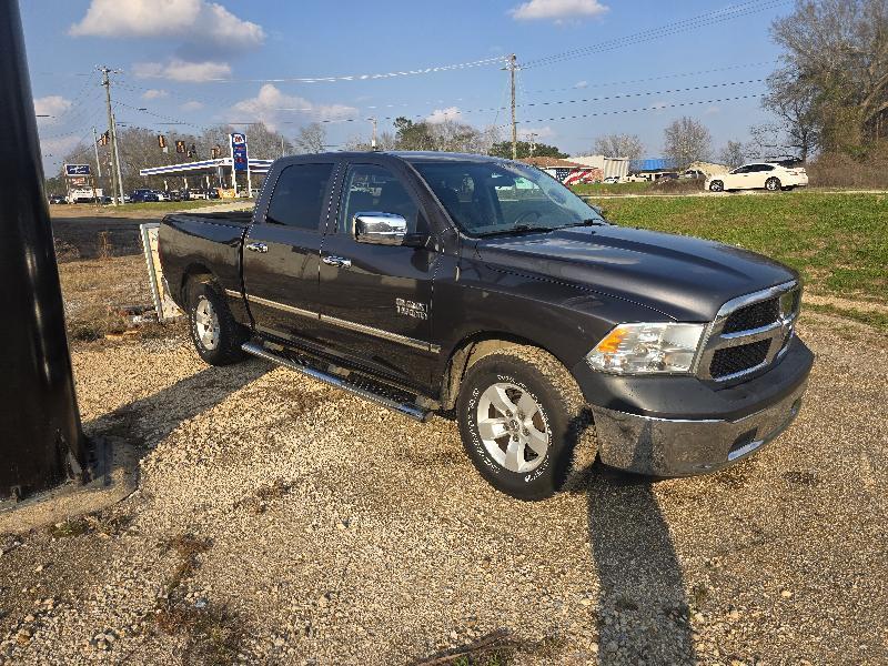 RAM 1500 Tradesman/Express Crew Cab SWB 2WD 2014