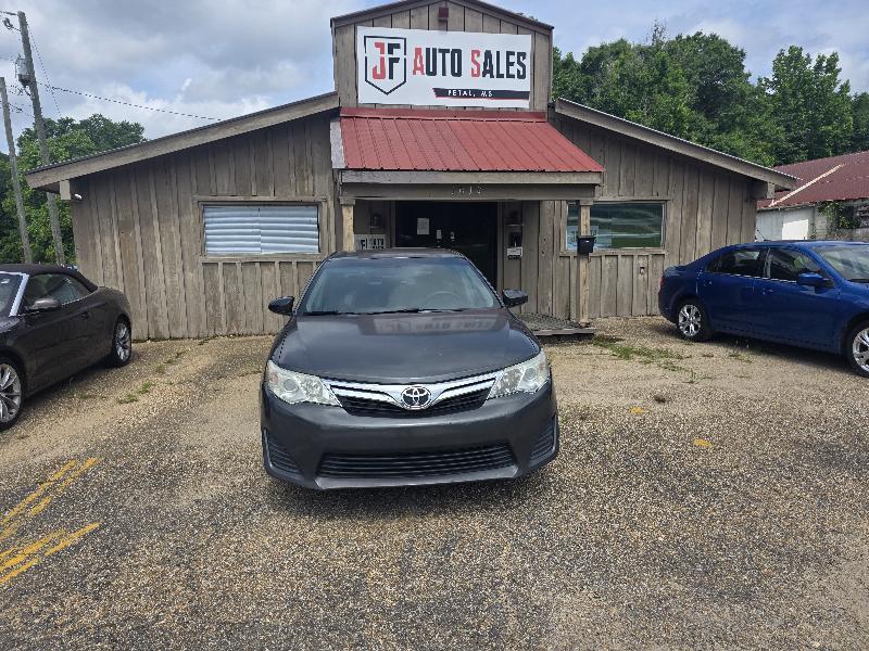 Toyota Camry Base 2012