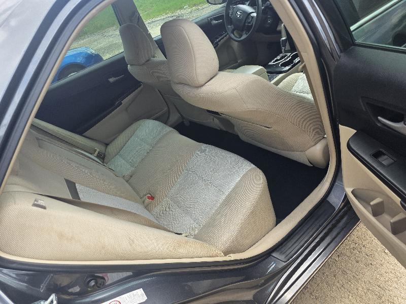 Toyota Camry Base 2012