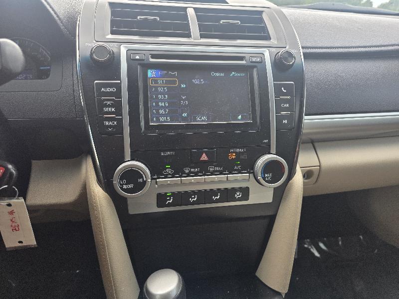 Toyota Camry Base 2012