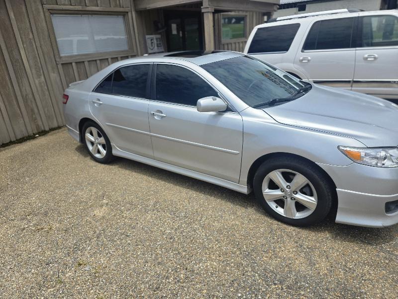 Toyota Camry  2011
