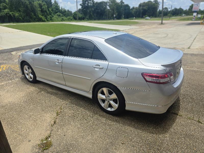 Toyota Camry  2011