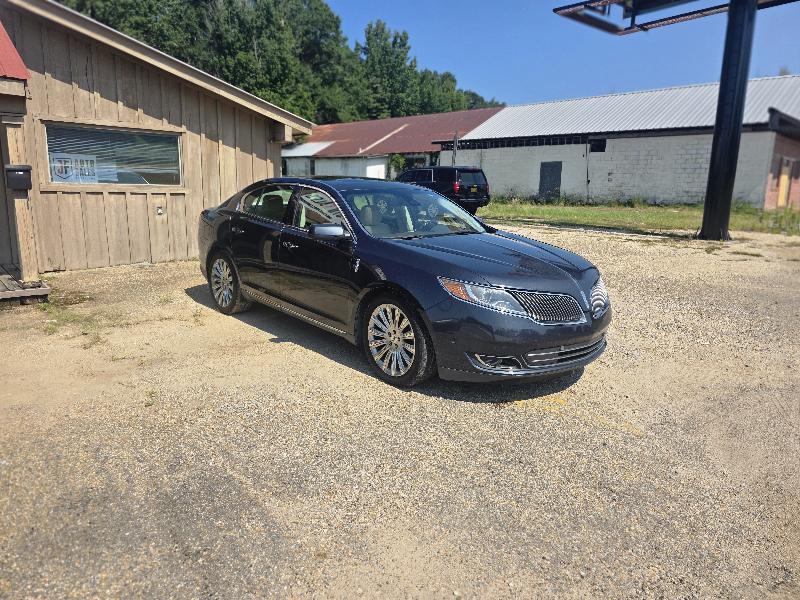 Lincoln MKS  2013