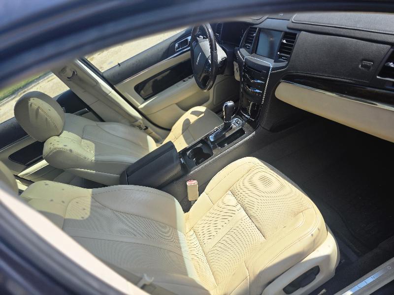 Lincoln MKS  2013