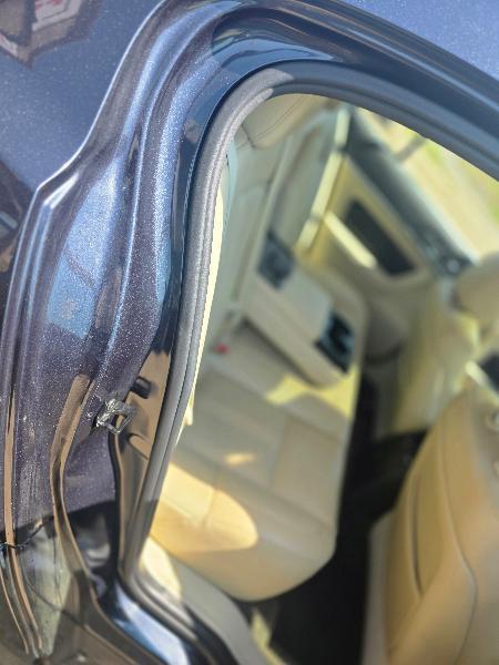 Lincoln MKS  2013