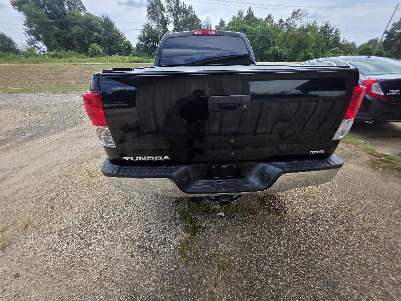 Toyota Tundra 2WD  2012
