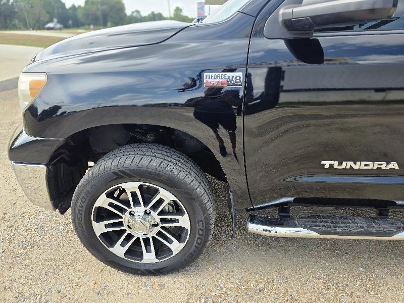 Toyota Tundra 2WD  2012