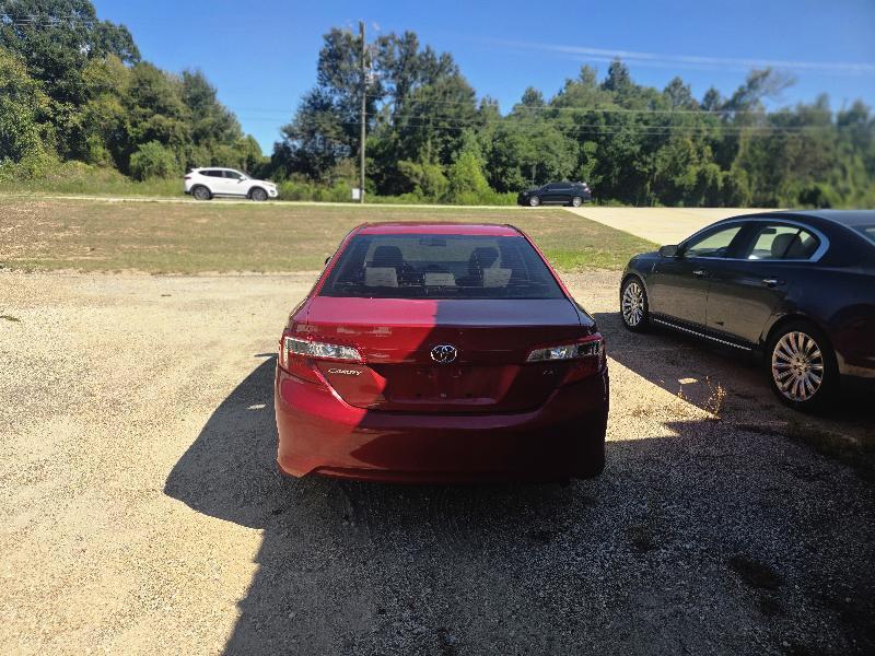 Toyota Camry LE 2013