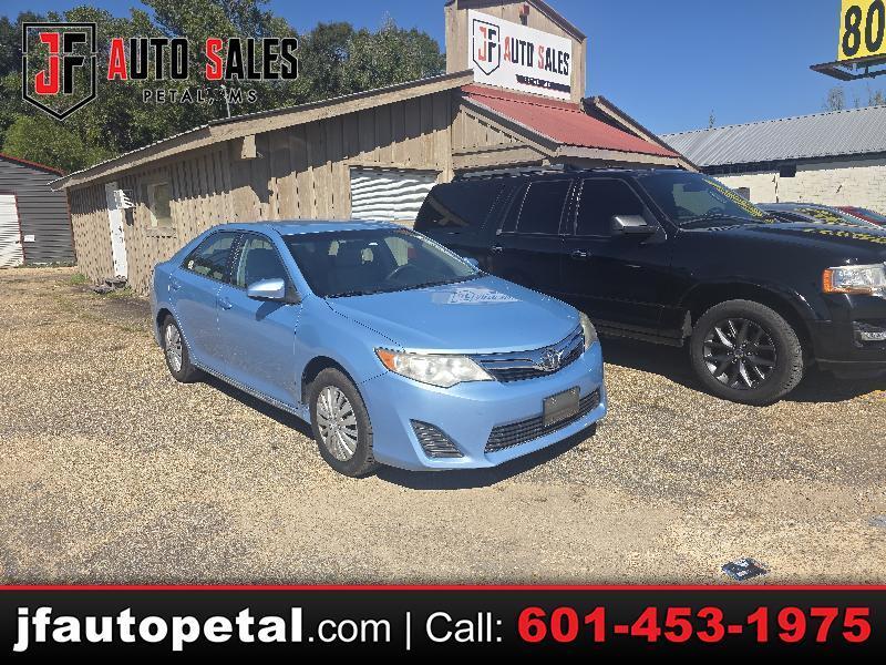 Toyota Camry Base 2012