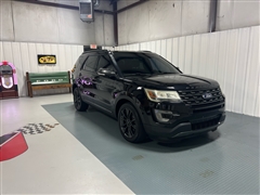 2017 Ford Explorer  2017 Ford Explorer