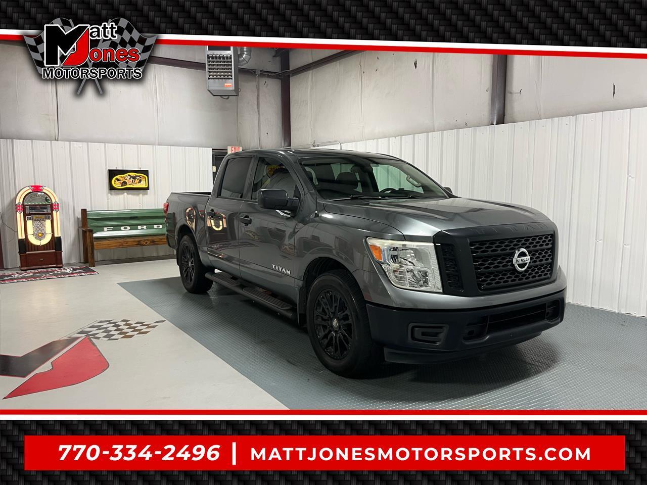 2017 Nissan Titan SV Crew Cab 2WD