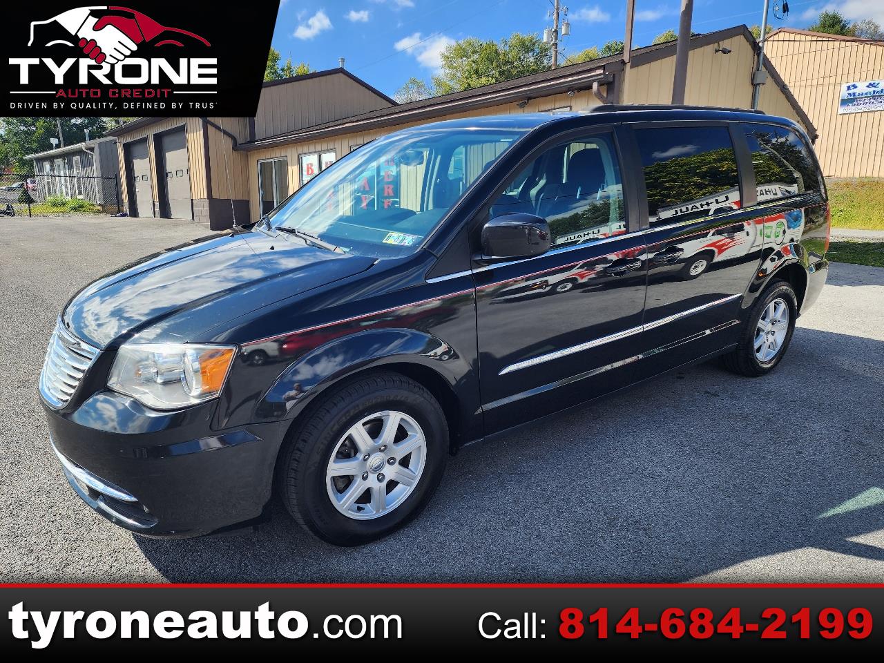 2012 Chrysler Town & Country Touring