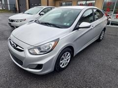 2012 Hyundai Accent 