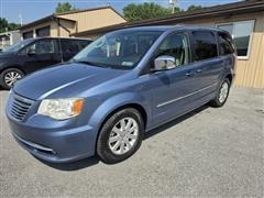 2012 Chrysler Town & Country 