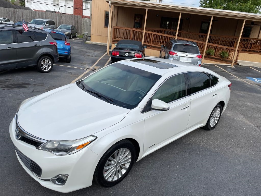 Buy Here Pay Here 2015 Toyota Avalon Hybrid 4dr Sdn XLE Touring (Natl