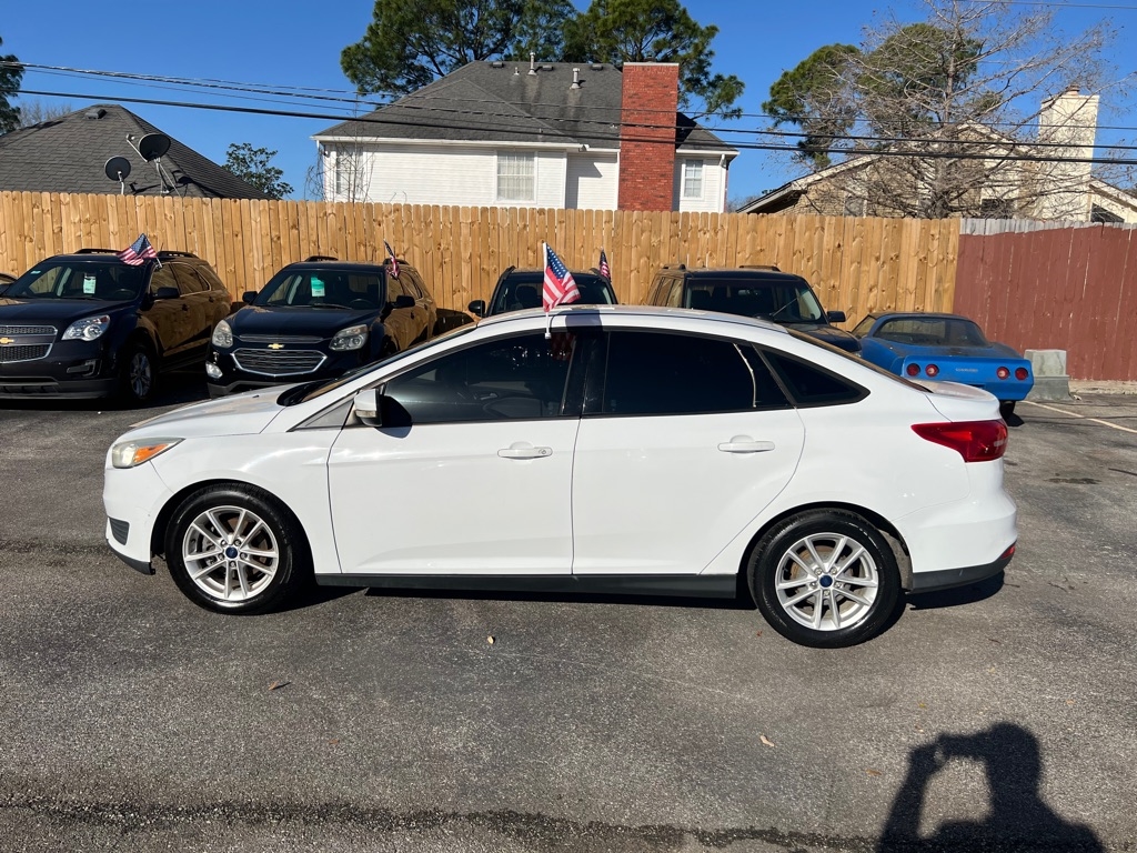 Ford Focus SE Sedan 2017 Ford Focus SE Sedan 2017