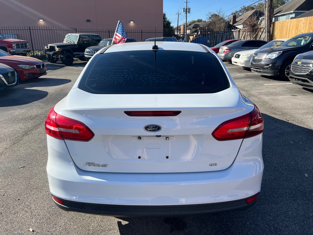 Ford Focus SE Sedan 2017 Ford Focus SE Sedan 2017