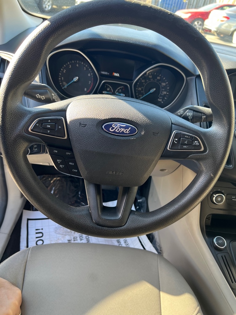 Ford Focus SE Sedan 2017 Ford Focus SE Sedan 2017