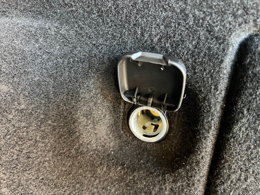 Mercedes-Benz M-Class 4MATIC 4dr ML 350 2011 Mercedes-Benz M-Class 4MATIC 4dr ML 350 2011