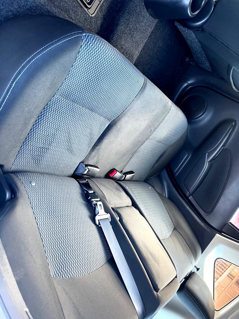 Nissan Versa Note 5dr HB CVT 1.6 SV 2014