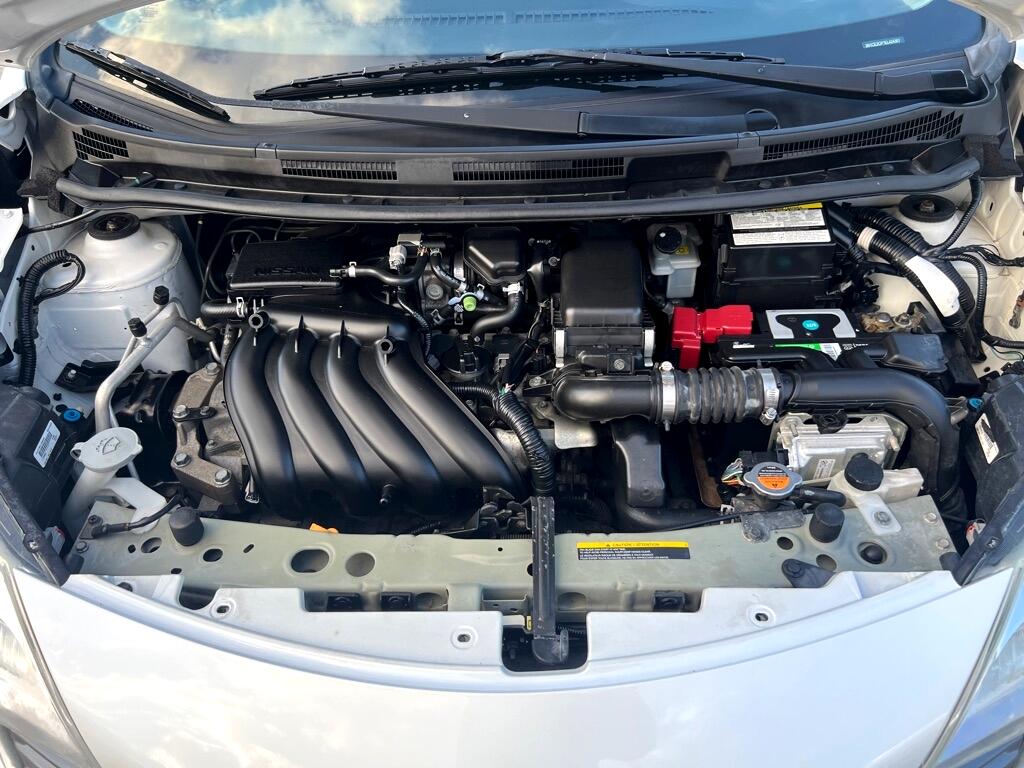 Nissan Versa Note 5dr HB CVT 1.6 SV 2014