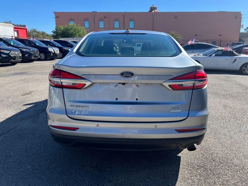 Ford Fusion SE FWD 2020
