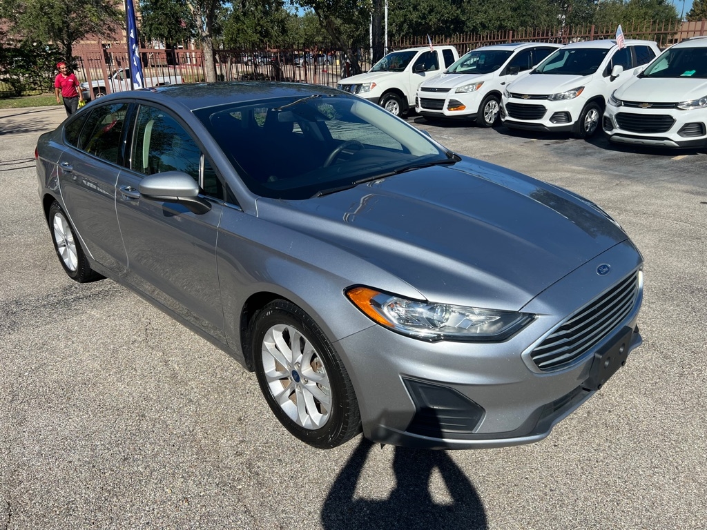 Ford Fusion SE FWD 2020
