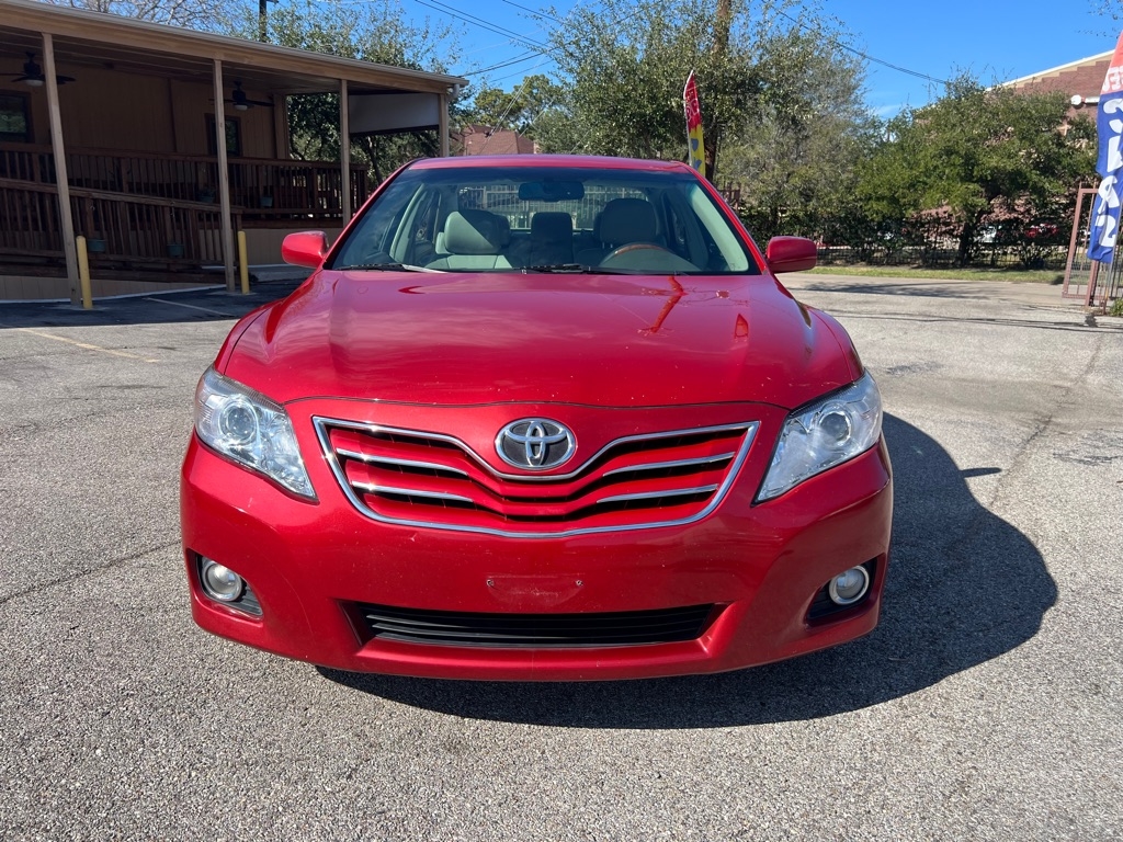 Toyota Camry 4dr Sdn I4 Man LE (Natl) 2011