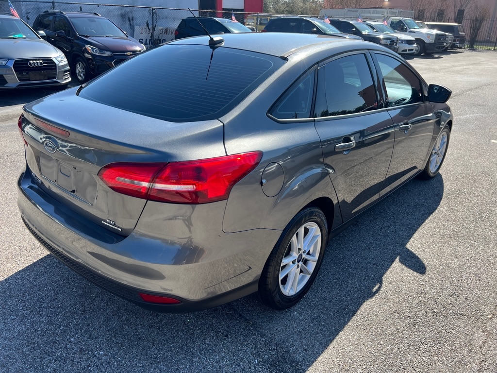 Ford Focus 4dr Sdn SE 2015