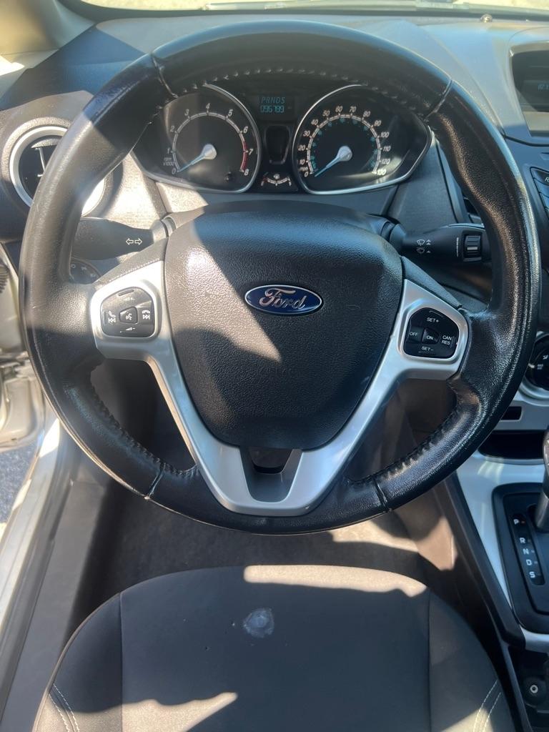 Ford Fiesta 5dr HB SE 2015