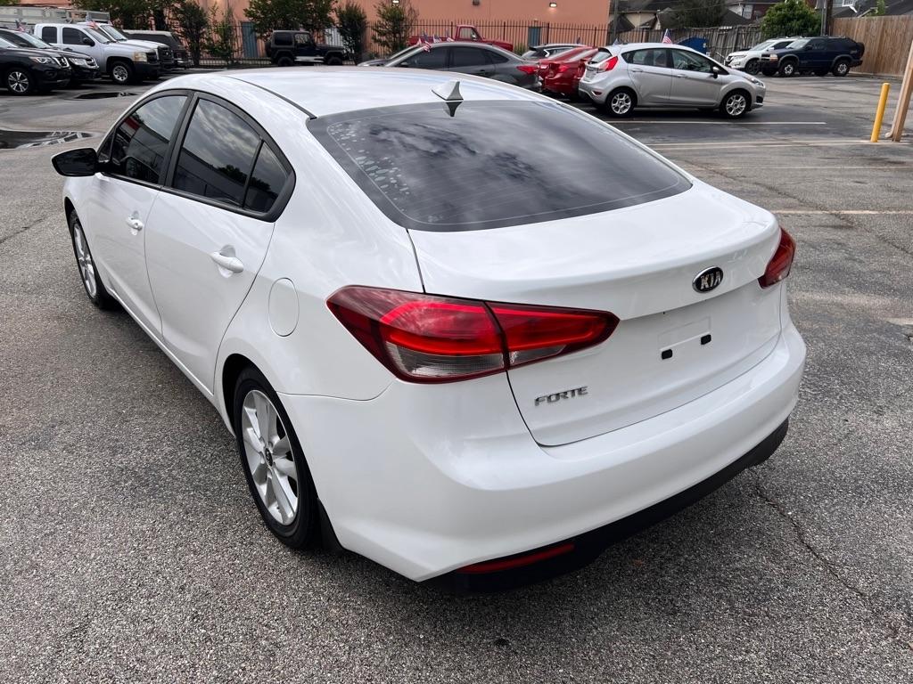 Kia Forte LX Auto 2017