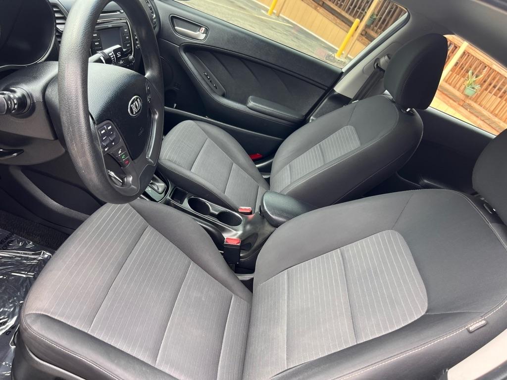 Kia Forte LX Auto 2017