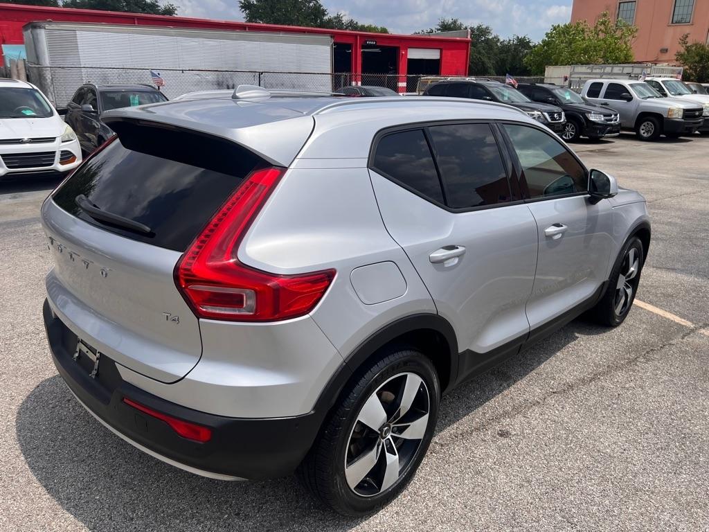 Volvo XC40 T4 FWD Momentum 2019
