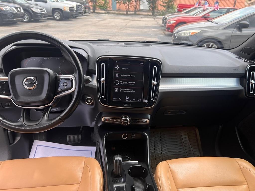 Volvo XC40 T4 FWD Momentum 2019
