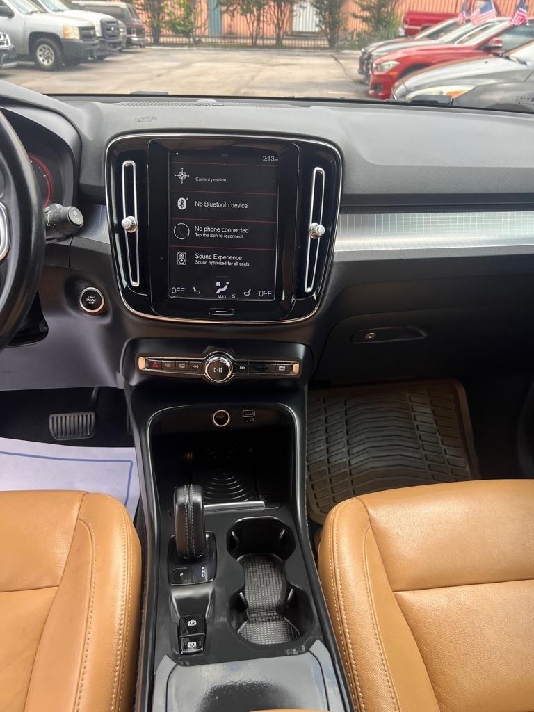 Volvo XC40 T4 FWD Momentum 2019