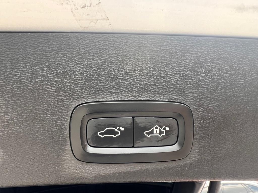 Volvo XC40 T4 FWD Momentum 2019