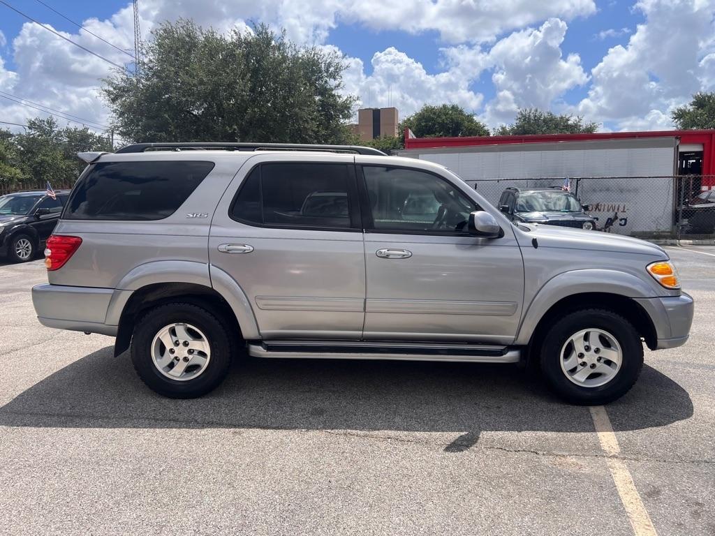 Toyota Sequoia 4dr SR5 (Natl) 2003