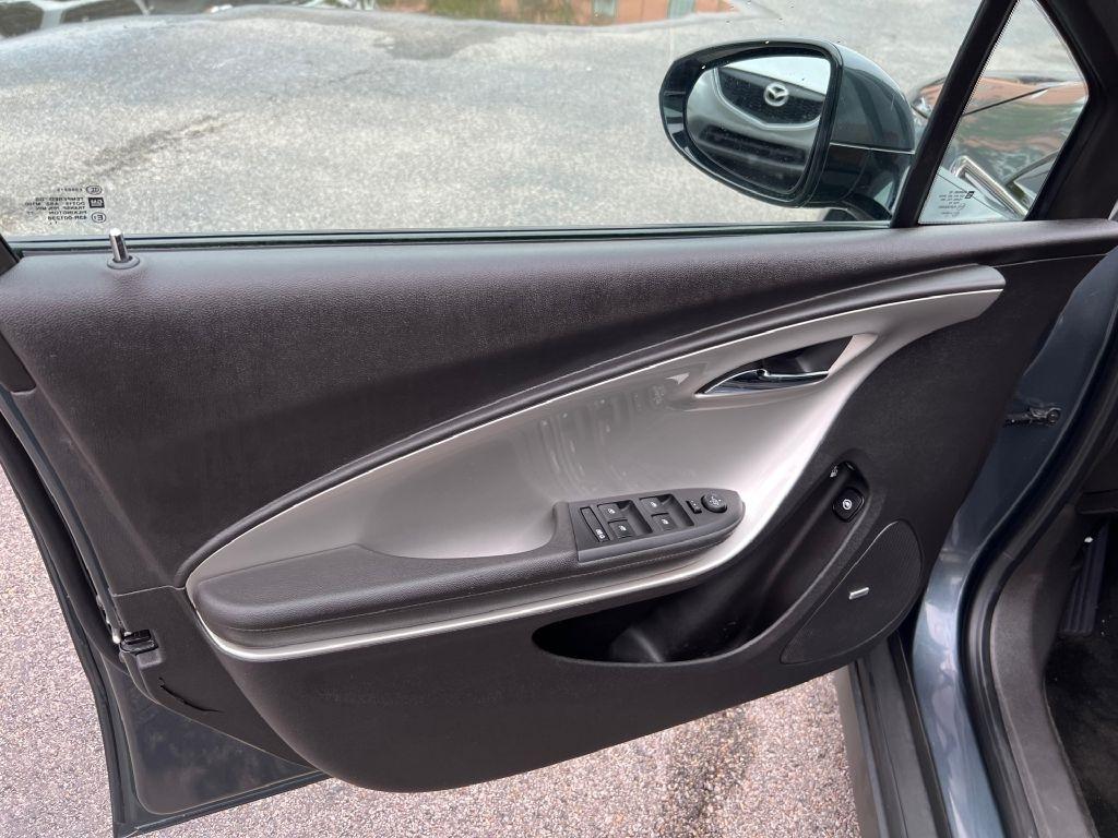 Chevrolet Volt 5dr HB 2012