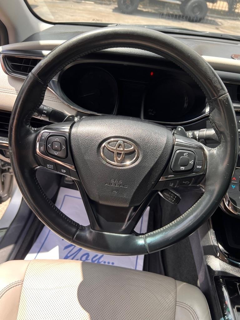 Toyota Avalon XLE Premium (Natl) 2018