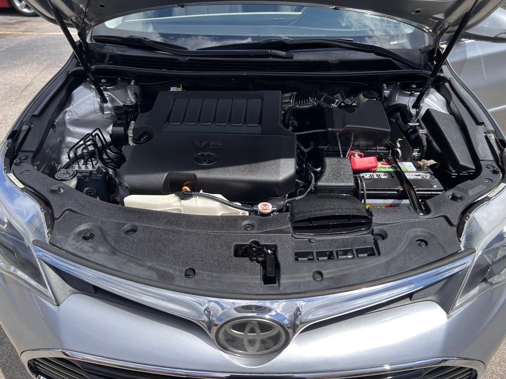 Toyota Avalon XLE Premium (Natl) 2018