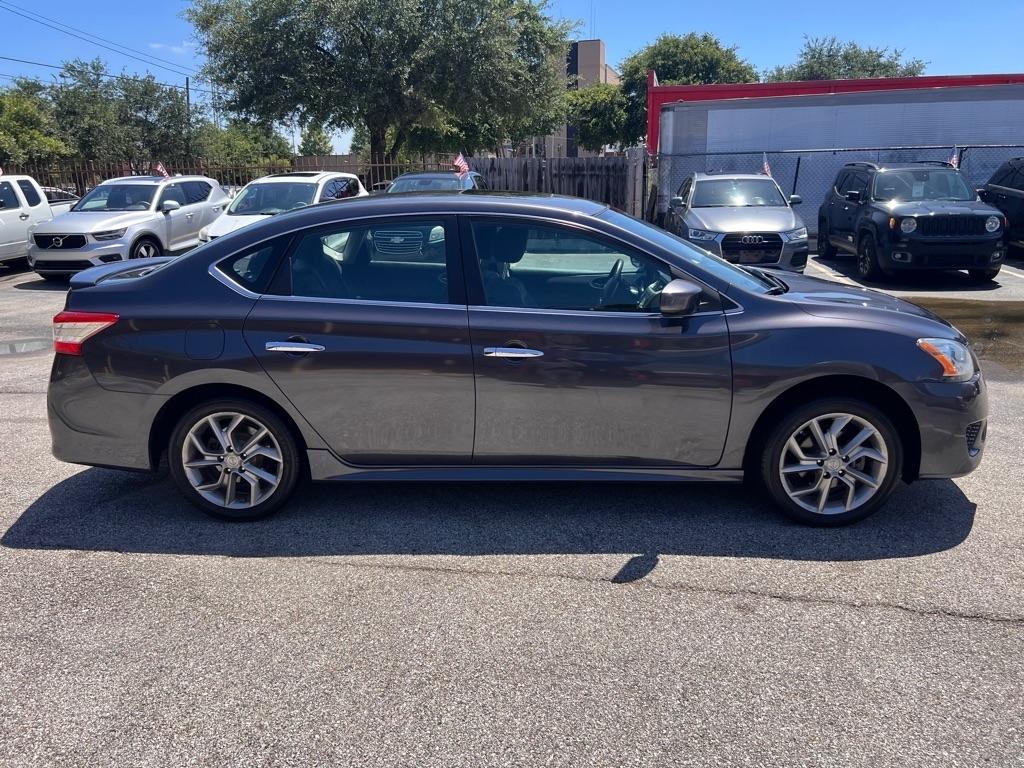 Nissan Sentra 4dr Sdn I4 CVT SR 2014