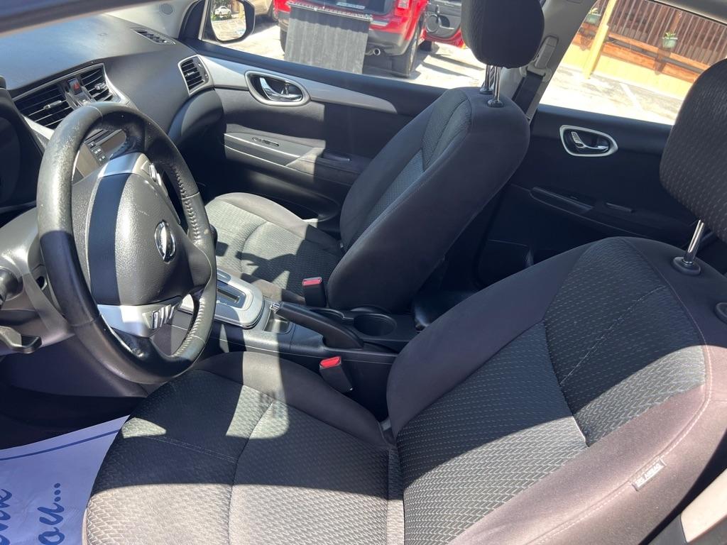 Nissan Sentra 4dr Sdn I4 CVT SR 2014