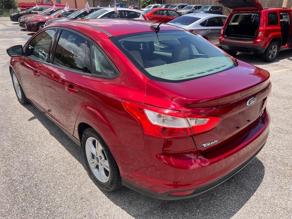 Ford Focus 4dr Sdn SE 2014