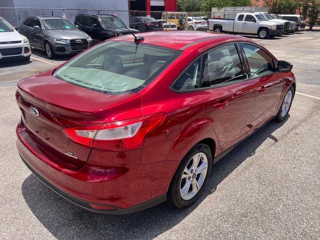 Ford Focus 4dr Sdn SE 2014
