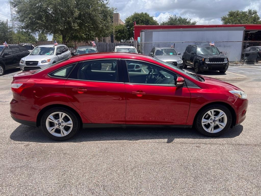 Ford Focus 4dr Sdn SE 2014